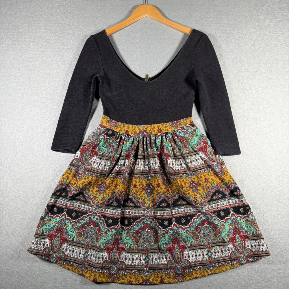 Maeve Anthropologie Paisley Border Print Fit and Flare Dress Black V-Neck 2